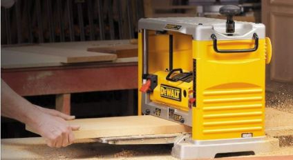 DEWALT DW734 Benchtop Planer