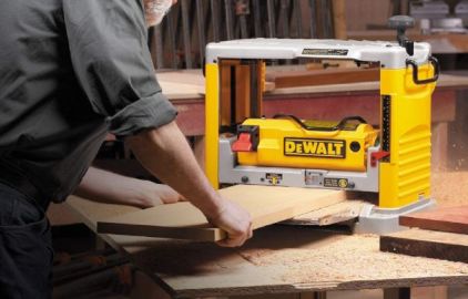 DeWalt DW734 Thickness Planer